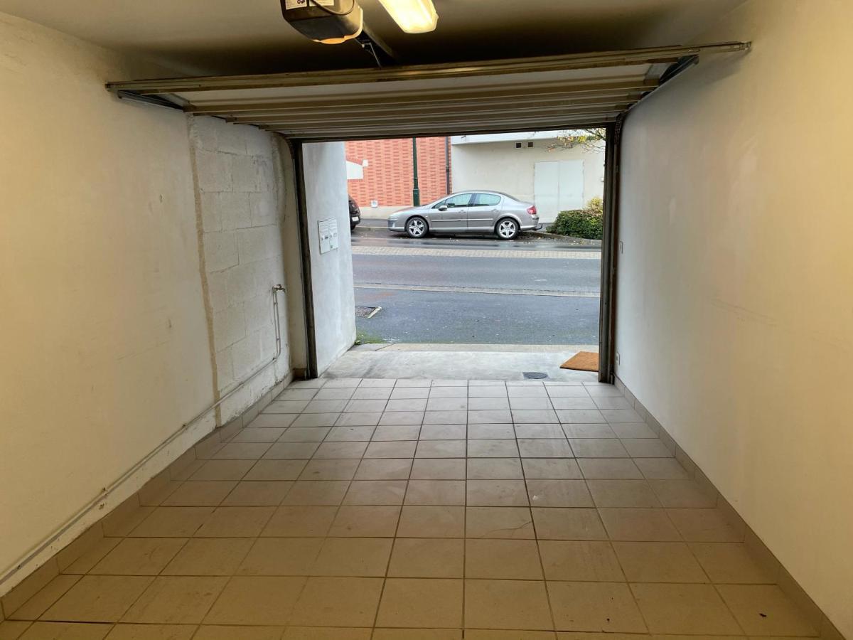 Champenois Garage Privatif Hypercentre 6 Pers